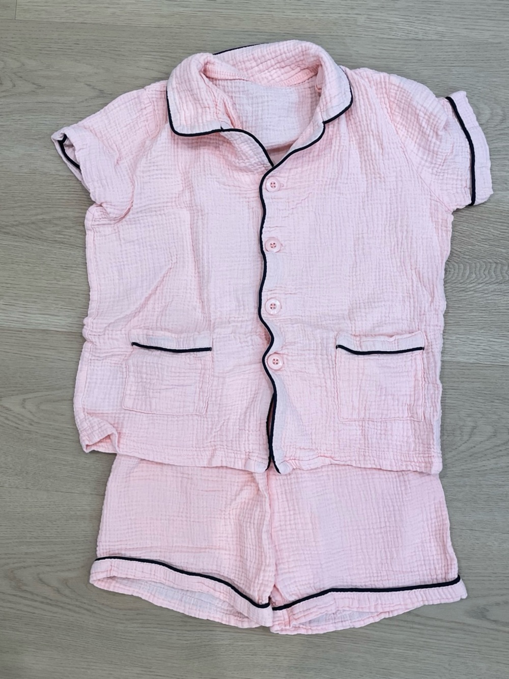 Amazon Essentials Light Pink Short-Sleeve Pajama Set with Black Trim